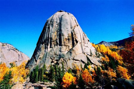 行色北疆：賽里木湖、喀納斯、禾木、可可托海8日  